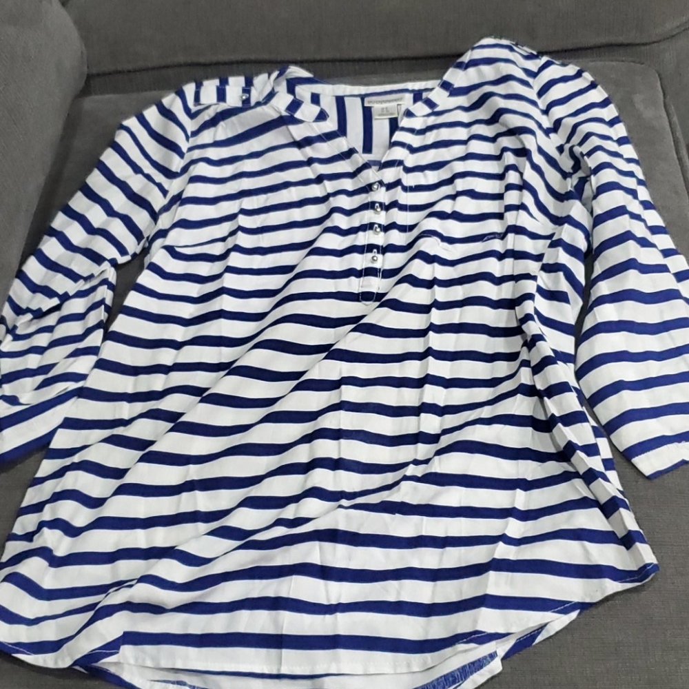 💥50% sale💥motherhood pinstripe top S #1144